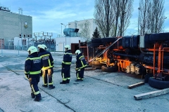 2023_04_12-UE2-LKW_Bergung2