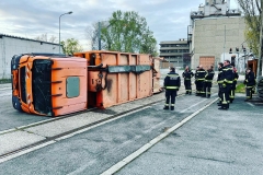 2023_04_12-UE2-LKW_Bergung6