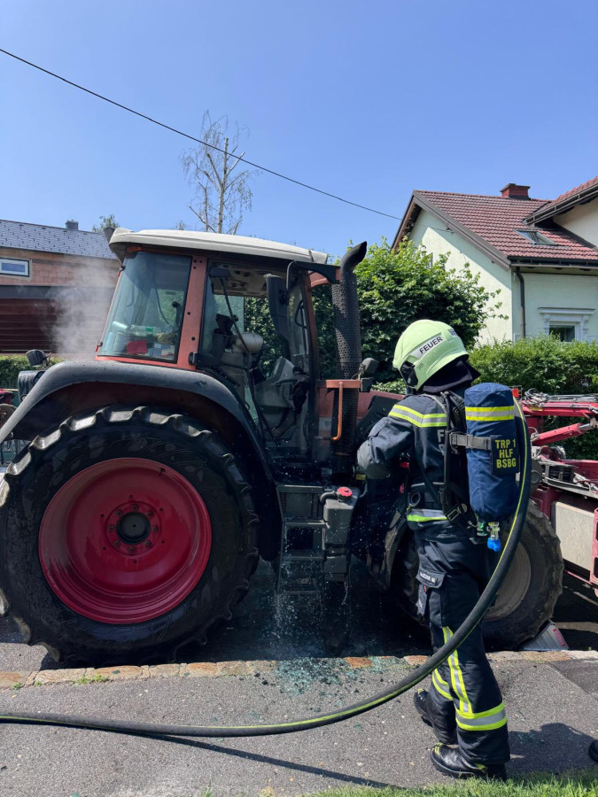 2025-06-05_BE-Traktorbrand03