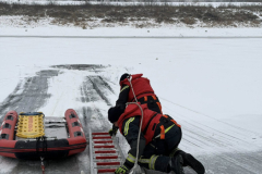 20260110-UEG_Eisrettung03